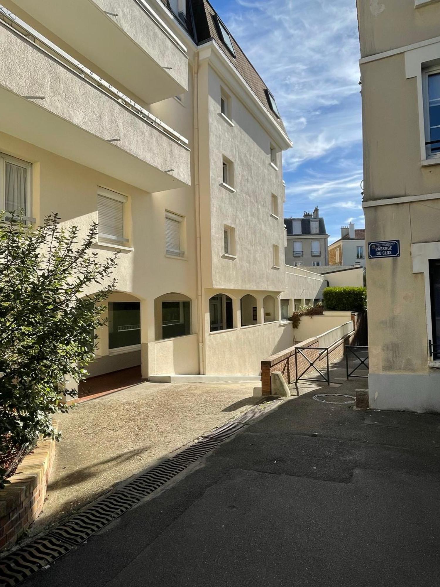 L'Athos - Appartement Equipe - Entre Paris Et Versailles - Haut Debit Garches Bagian luar foto