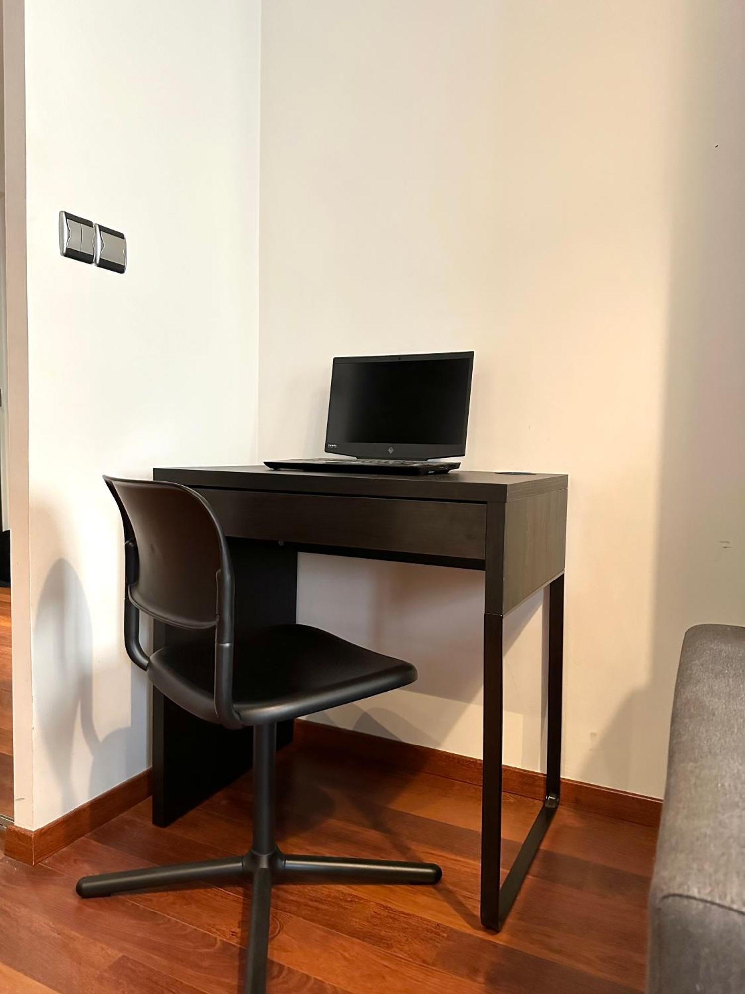 L'Athos - Appartement Equipe - Entre Paris Et Versailles - Haut Debit Garches Bagian luar foto